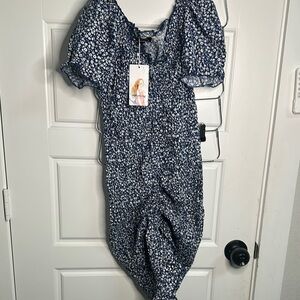 Pretty gardens dress- super cute and can be styled many ways